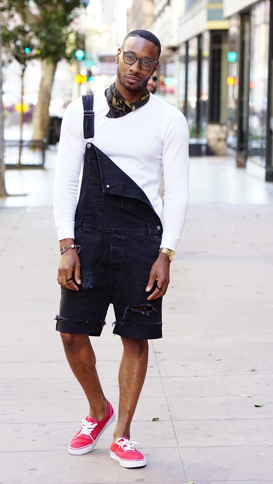 Những kiểu phối quần yếm cho nam giới